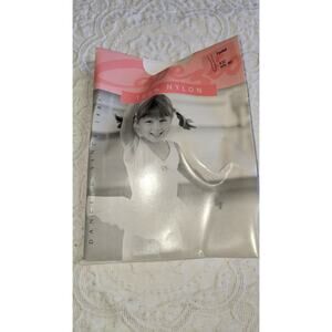 Capezio girls sz. 3C tight fit NYL BPINK footed dance tights. Not worn